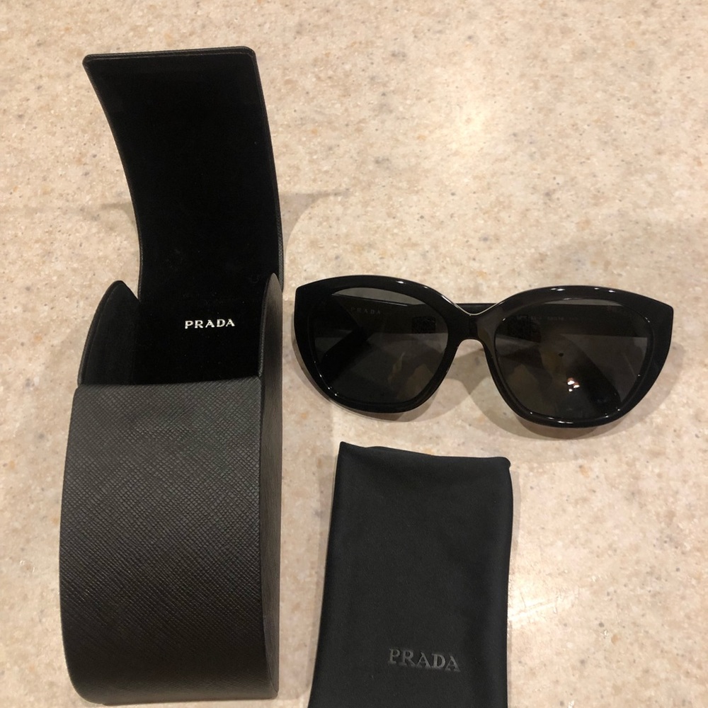 PRADA Sungkasses - Picture 2 of 12